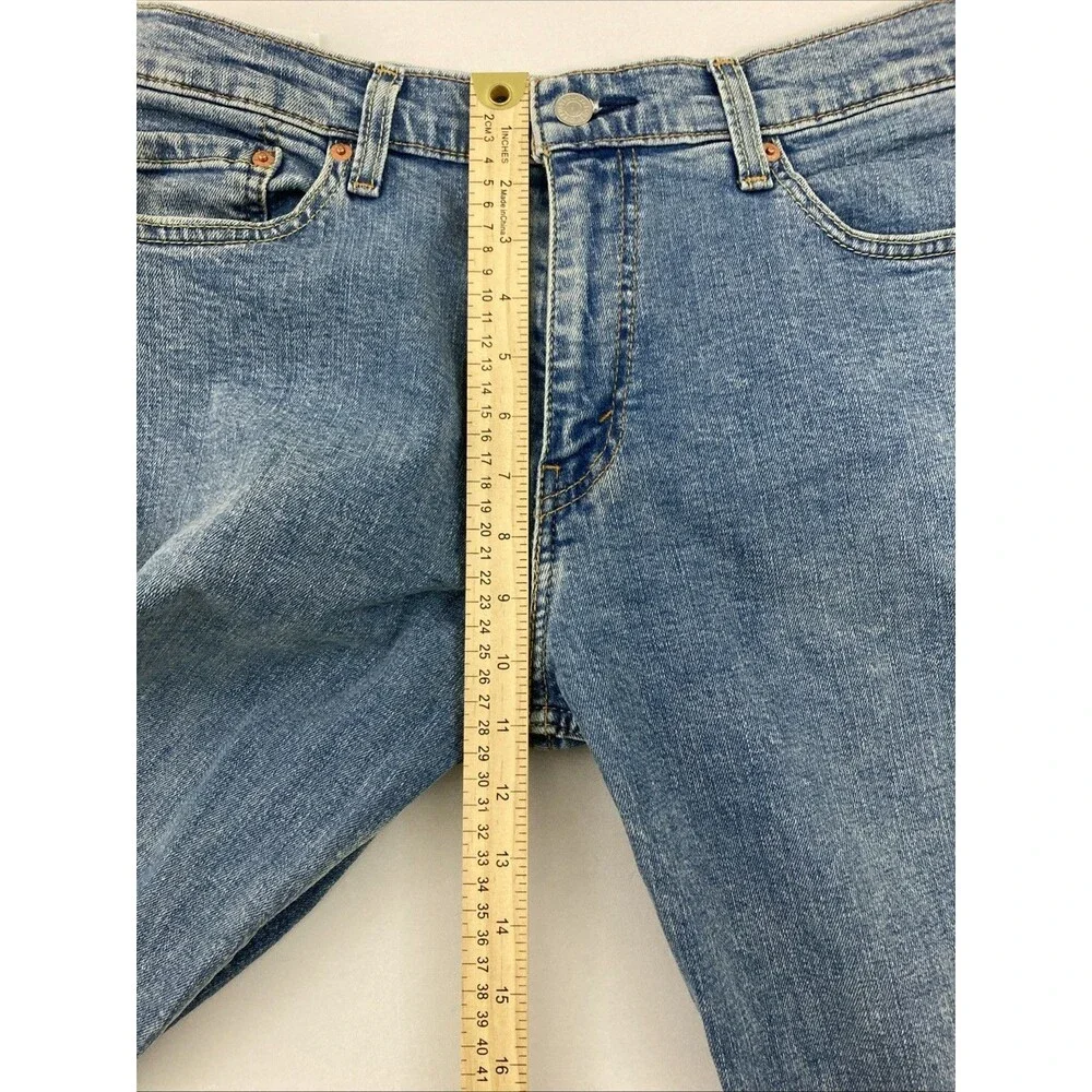 Levis Jeans Mens 32x32 Blue Denim Slim Straight Mid Rise Medium Wash Stretch 511